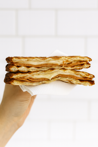 Tostados de Rucula con tomates secos jyq